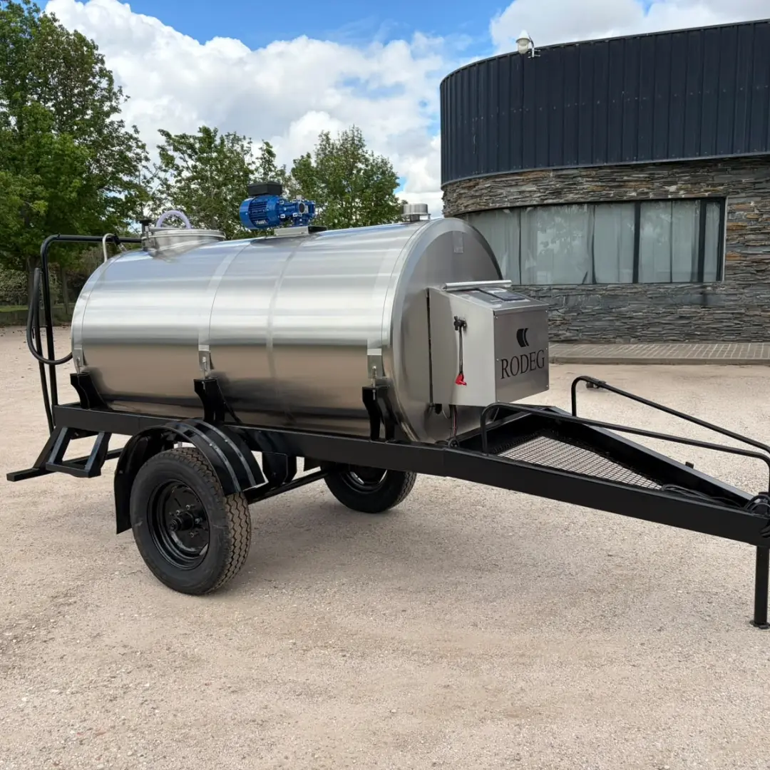 Carro de transporte de leche RODEG en planta