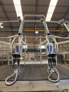 Prototipo de Plataforma de Ordeño Rotativa. 1 ▷ Prototipo de Plataforma de Ordeño Rotativa. 1 | RODEG ®