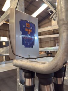 Prototipo de Plataforma de Ordeño Rotativa. 13 ▷ Prototipo de Plataforma de Ordeño Rotativa. 13 | RODEG ®